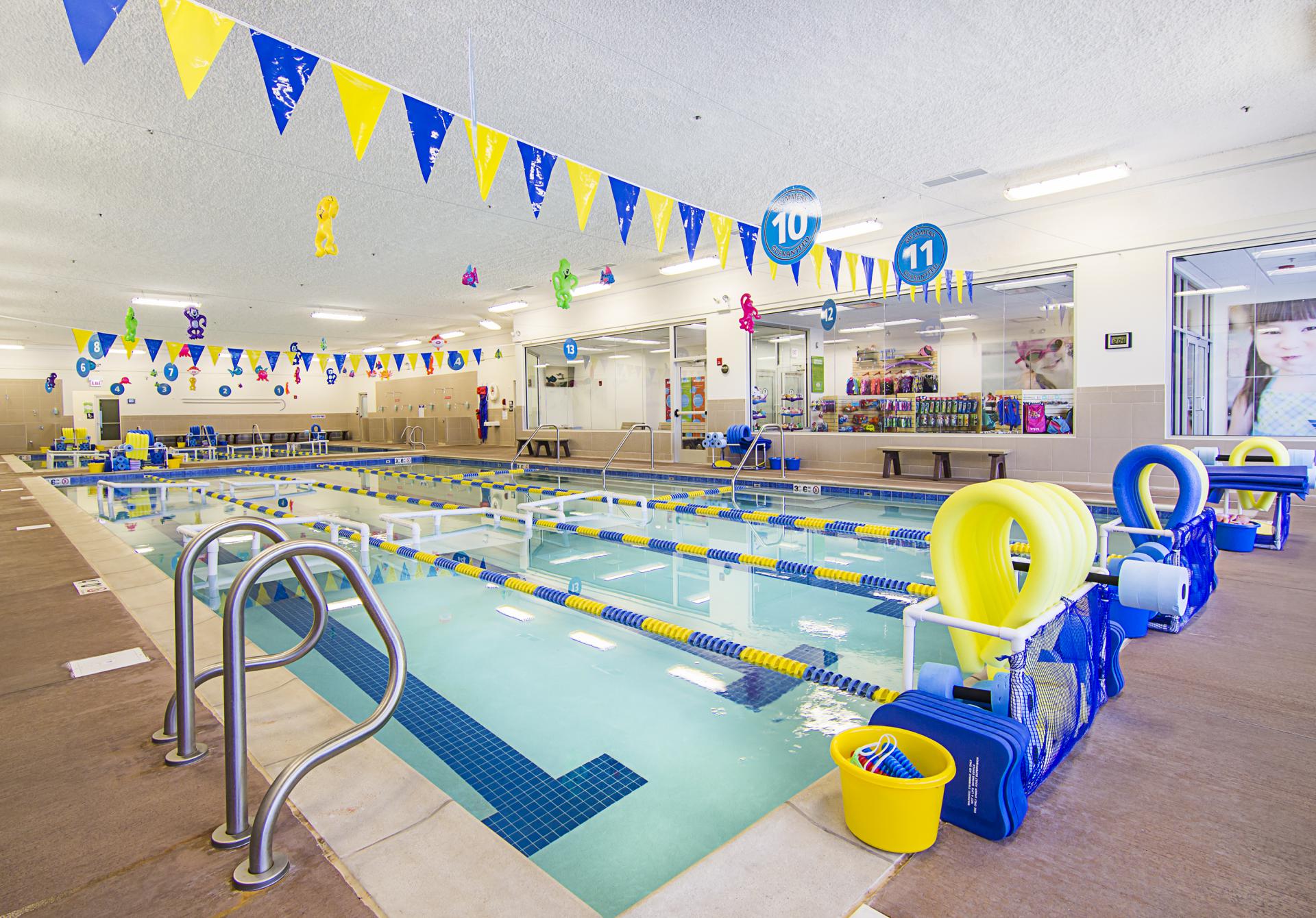 Foss Swim School Swimming Lessons in Chicago (Lakeview), Illinois